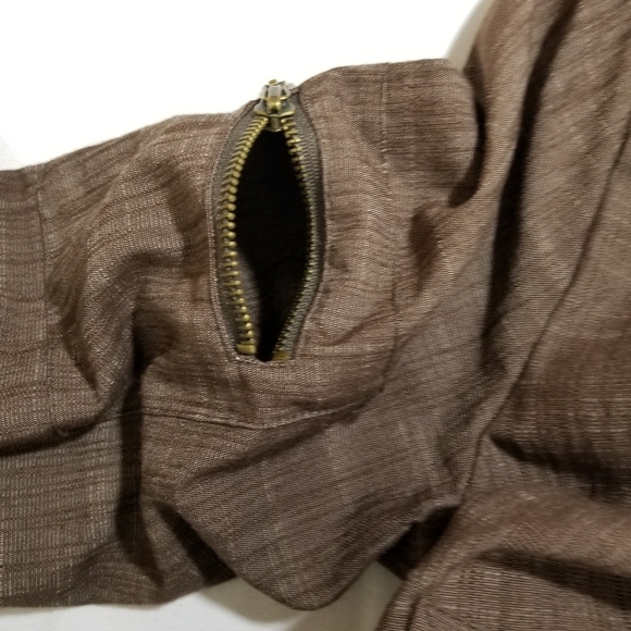 LARRY Levine Stretch brown lightweight zip up medium jacket with pockets - Picture 9 of 10